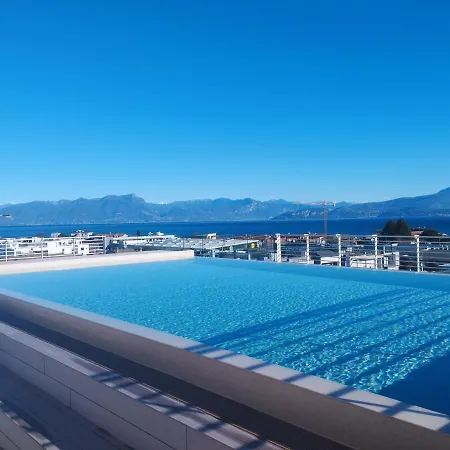 Opalia - Wonderful Garda View Apartment Peschiera del Garda