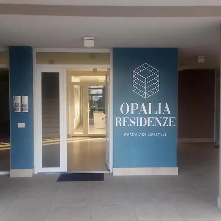 Opalia - Wonderful Garda View Apartment